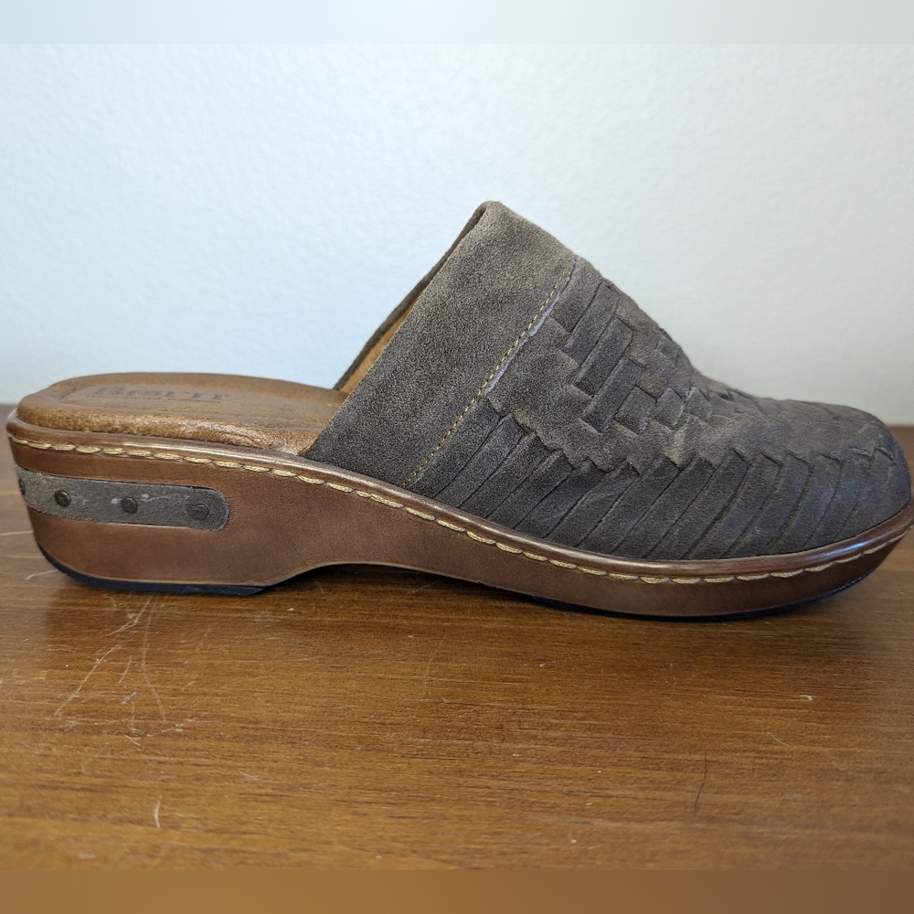 NWOT Born Yucatan Distressed Clogs Wet Weather (Grey) Women's Size 9 - Picture 6 of 14